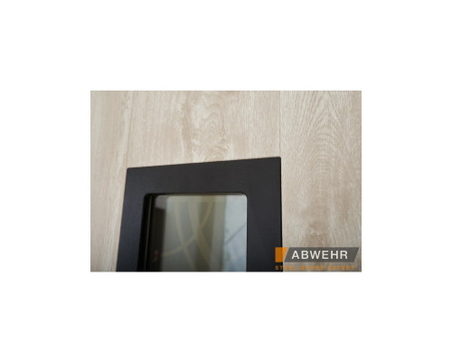 Вхідні двері модель Solid Glass (колір Ral 8019T) комплектація Defender   Гнутий двоступеневий профіль забезпечує щільне прилягання дверного полотна до короба, завдяки чому досягається високий рівень тепло та шумоізоляці